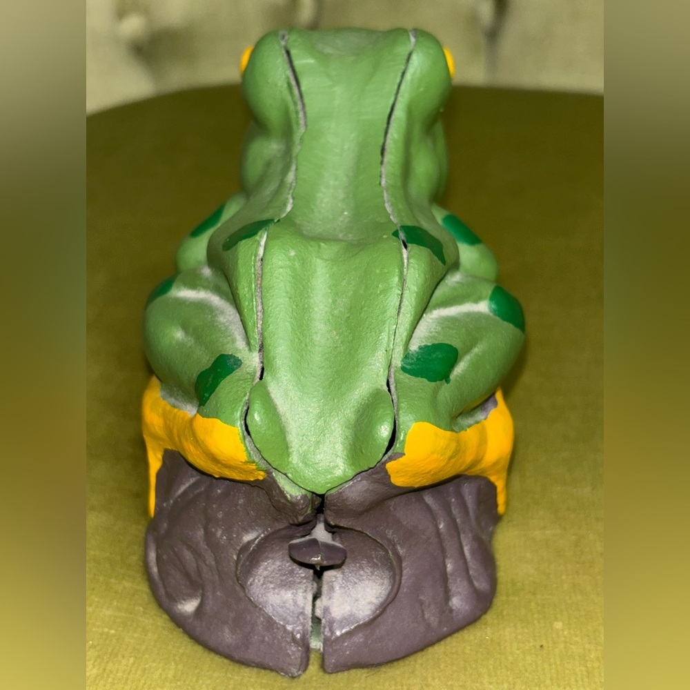 Vintage/Retro Style Frogs Mechanical Coin Bank Cast Iron Collectible​ - Picture 8 of 9